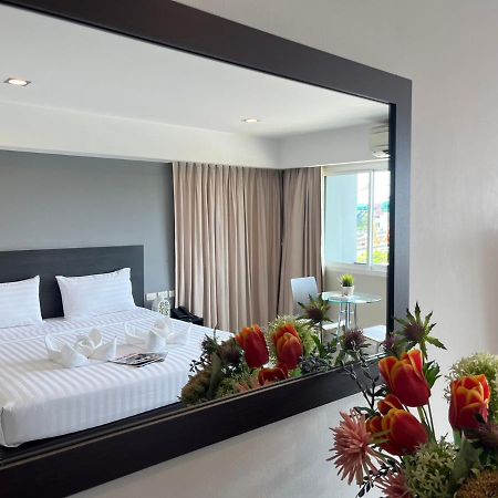 14 Living Hotel Bangkok Kültér fotó