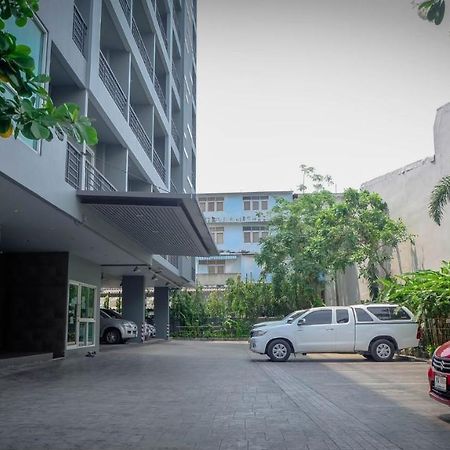 14 Living Hotel Bangkok Kültér fotó